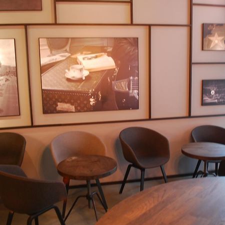 Rock Hotel Dublin Exterior photo