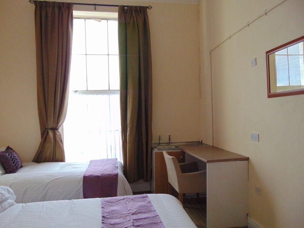Rock Hotel Dublin Exterior photo