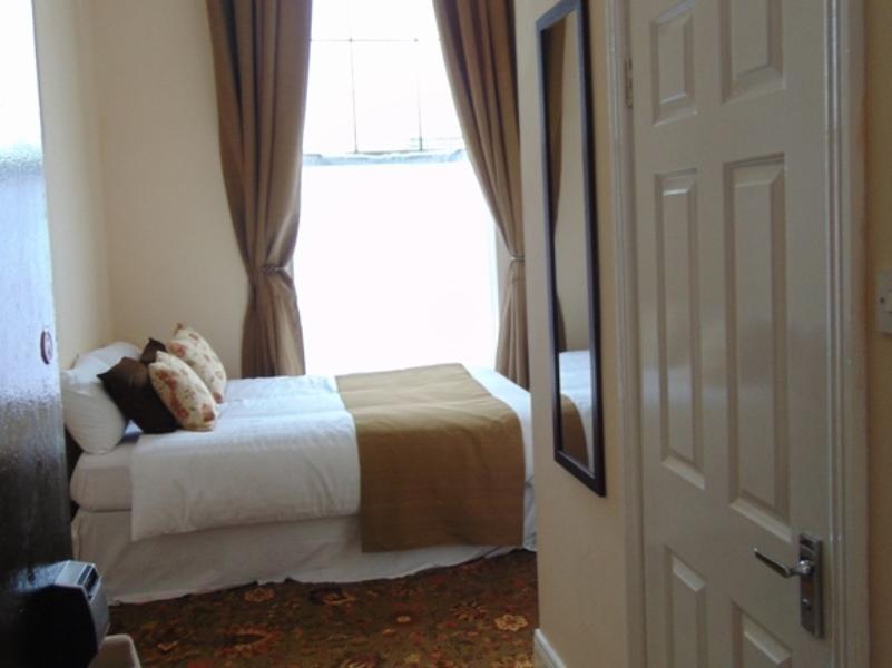 Rock Hotel Dublin Exterior photo